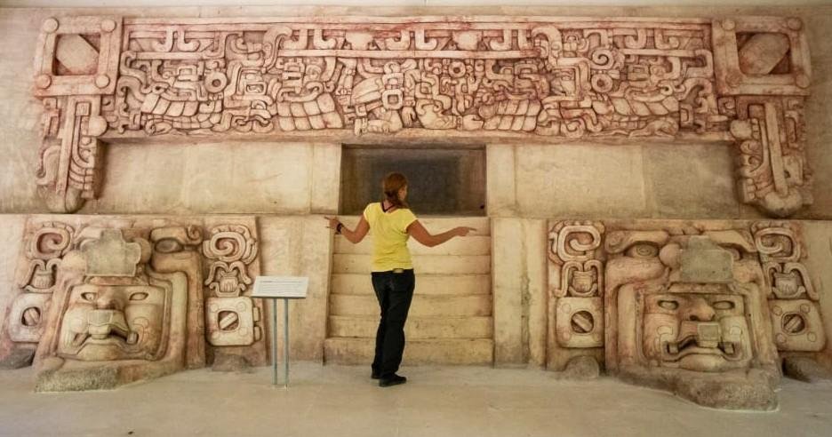 Bacalar: Calakmul climb Mayan Temples & walk among the jungle 